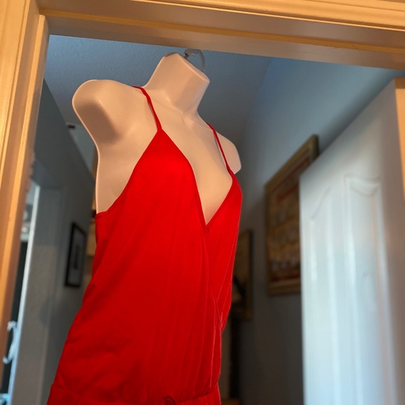 Boutique tank top/pant romper, bright red, bnwt - Picture 5 of 10